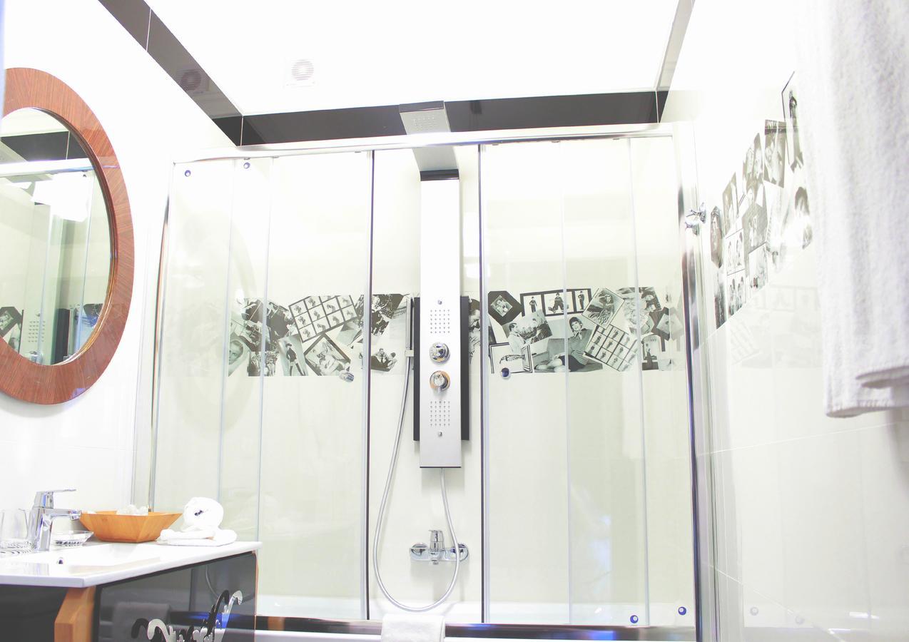 Hotel Dom Aktera Odessa Ngoại thất bức ảnh