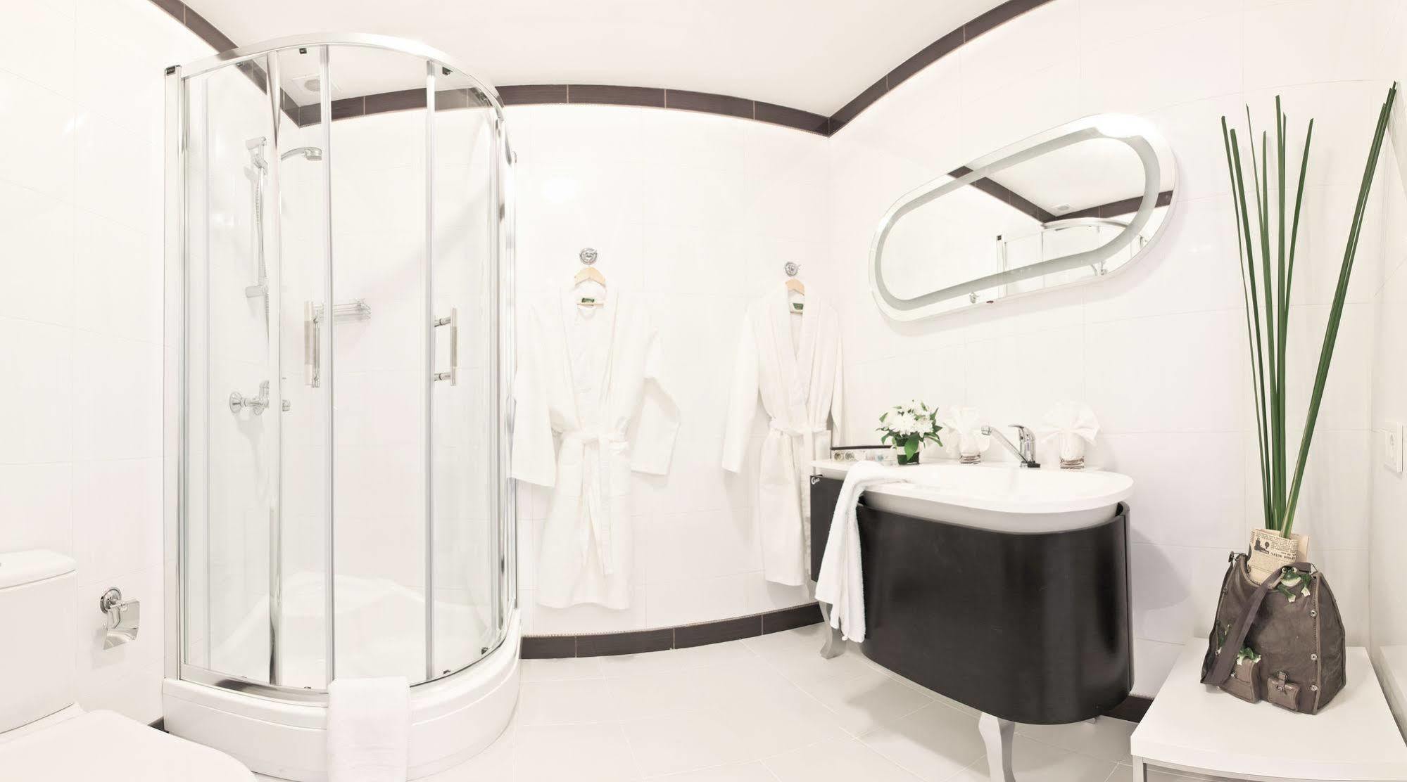 Hotel Dom Aktera Odessa Ngoại thất bức ảnh